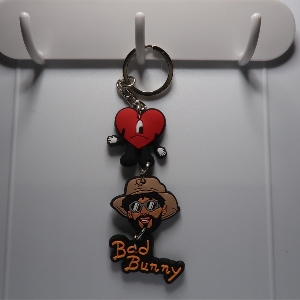 Bad bunny small heart keychain!
